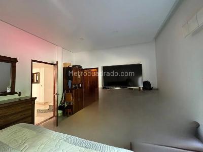 Casa de 5 alcobas en venta en Cola Del Zorro, Medellín, 200 m² · foto 8 de 20