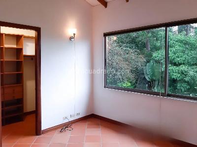 Casa de 5 alcobas en venta en La Calera, Medellín, 680 m² · foto 10 de 20