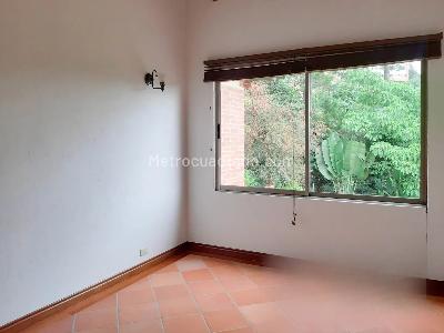 Casa de 5 alcobas en venta en La Calera, Medellín, 680 m² · foto 14 de 20