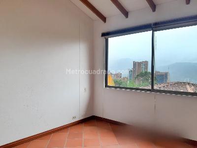 Casa de 5 alcobas en venta en La Calera, Medellín, 680 m² · foto 19 de 20