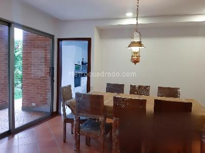 Casa de 5 alcobas en venta en La Calera, Medellín, 680 m² · foto 9 de 20