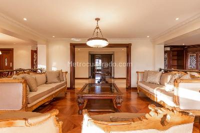 Apartamento de 5 alcobas en venta en Poblado | Las Santas, Medellín, 425 m² · foto 5 de 19