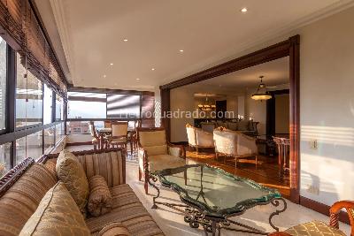 Apartamento de 5 alcobas en venta en Poblado | Las Santas, Medellín, 425 m² · foto 13 de 19