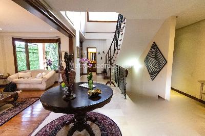 Casa de 4 alcobas en venta en El Poblado, Medellín, 1140 m² · foto 10 de 20