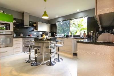 Casa de 4 alcobas en venta en El Poblado, Medellín, 1140 m² · foto 17 de 20