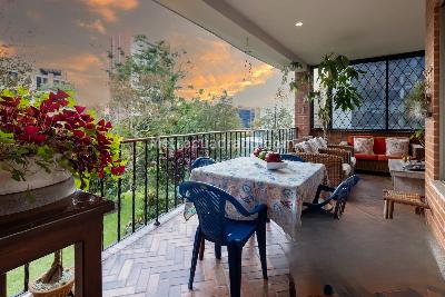 Casa de 4 alcobas en venta en El Poblado, Medellín, 1140 m² · foto 18 de 20