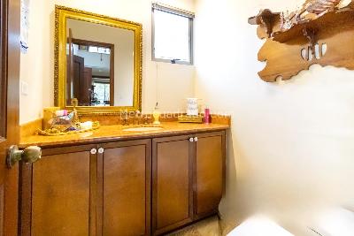 Casa de 4 alcobas en venta en El Poblado, Medellín, 1140 m² · foto 7 de 20