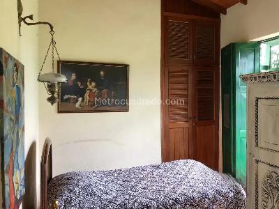 Casa de 5 alcobas en venta en Cabeceras, Rionegro · foto 14 de 20