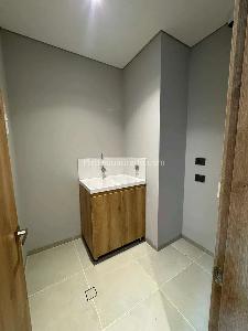 Apartamento de 3 alcobas en venta en El Poblado Castropol, Medellín, 225 m² · foto 8 de 20