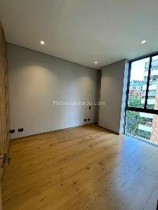 Apartamento de 3 alcobas en venta en El Poblado Castropol, Medellín, 225 m² · foto 12 de 20
