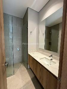 Apartamento de 3 alcobas en venta en El Poblado Castropol, Medellín, 225 m² · foto 13 de 20