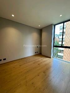 Apartamento de 3 alcobas en venta en El Poblado Castropol, Medellín, 225 m² · foto 14 de 20