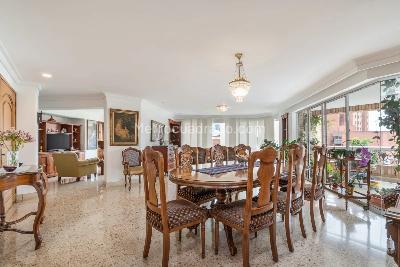 Apartamento de 4 alcobas en venta en Santa Teresita, Medellín, 214 m² · foto 5 de 12