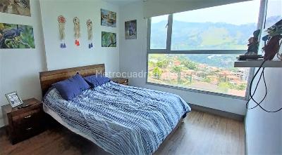 Apartamento de 3 alcobas en venta en Las Lomitas, Sabaneta, 101 m² · foto 9 de 13