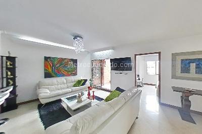 Apartamento de 3 alcobas en arriendo en Laureles, Medellín, 154 m² · foto 3 de 20