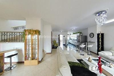 Apartamento de 3 alcobas en arriendo en Laureles, Medellín, 154 m² · foto 14 de 20