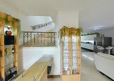 Apartamento de 3 alcobas en arriendo en Laureles, Medellín, 154 m² · foto 15 de 20