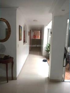 Casa de 4 alcobas en venta en Laureles, Medellín, 255 m² · foto 4 de 13