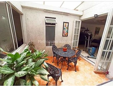 Casa de 4 alcobas en venta en Laureles, Medellín, 255 m² · foto 5 de 13