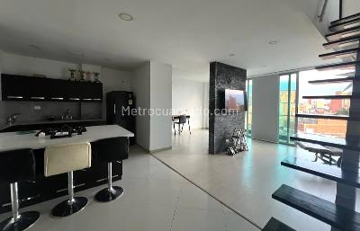 Apartamento de 2 alcobas en venta en Laureles, Medellín, 120 m² · foto 2 de 20