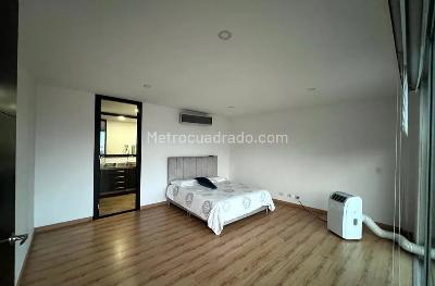 Apartamento de 2 alcobas en venta en Laureles, Medellín, 120 m² · foto 12 de 20