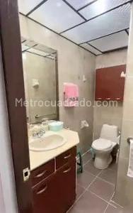 Casa de 4 alcobas en venta en Alameda, Medellín, 210 m² · foto 19 de 20