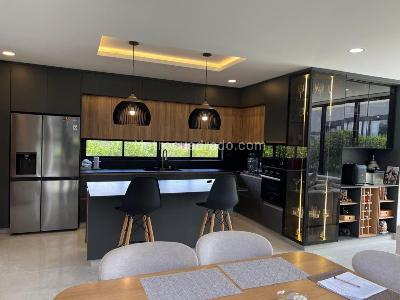 Casa de 4 alcobas en venta en Llano Grande, Rionegro, 268 m² · foto 3 de 20