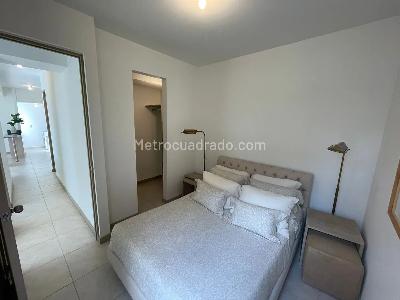 Apartamento de 3 alcobas en venta en Las Lomitas, Sabaneta, 63 m² · foto 16 de 20