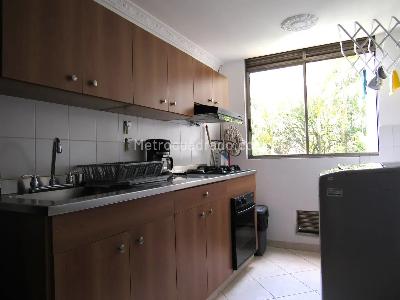 Apartamento de 3 alcobas en arriendo en Los Balsos, Medellín, 72 m² · foto 6 de 20