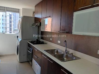 Apartamento de 2 alcobas en venta en Lalinde, Medellín, 94 m² · foto 5 de 20