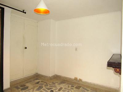 Apartamento de 4 alcobas en venta en Laureles, Medellín, 110 m² · foto 18 de 20