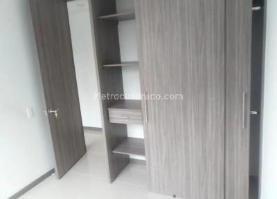 Apartamento en venta en Ditaires, Itagüí · foto 8 de 10