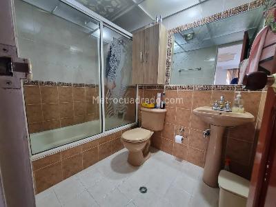 Apartamento de 3 alcobas en venta en Estadio, Medellín, 102 m² · foto 17 de 18
