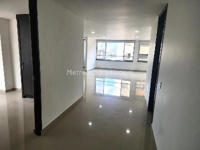 Apartamento de 3 alcobas en venta en Sabaneta, Sabaneta, 119 m² · foto 8 de 16