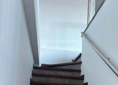 Apartamento de 1 alcoba en venta en Conquistadores, Medellín, 85 m² · foto 8 de 15
