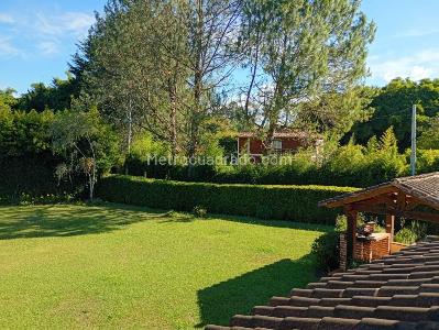 Casa de 5 alcobas en arriendo en Llano Grande, Rionegro · foto 3 de 3