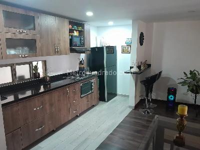 Apartamento de 2 alcobas en venta en Laureles, Medellín, 96 m² · foto 2 de 20
