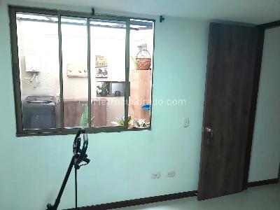 Apartamento de 2 alcobas en venta en Laureles, Medellín, 96 m² · foto 13 de 20