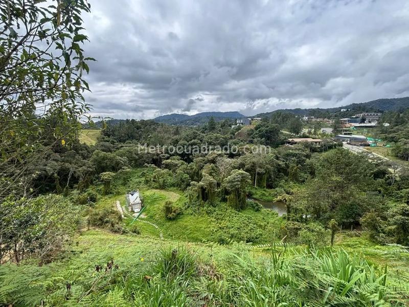 Lote en Venta, El Escobero, Envigado - Más