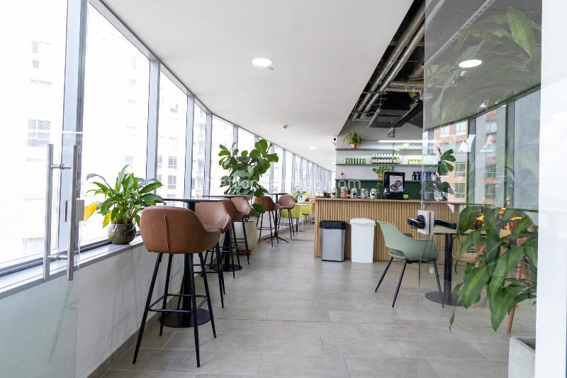 Oficina en Arriendo, El Poblado, Medellín - Vista 3
