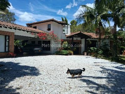 Casa de 4 alcobas en venta en Vereda El Tablazo, Rionegro · foto 4 de 17