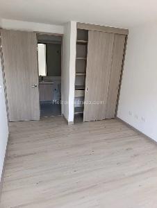 Apartamento de 2 alcobas en venta en Rionegro, Rionegro, 54 m² · foto 2 de 8