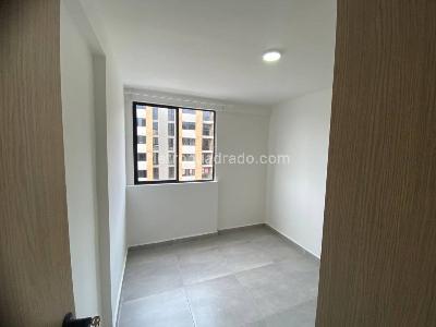 Apartamento de 2 alcobas en venta en Cimarronas, Rionegro, 56 m² · foto 4 de 11