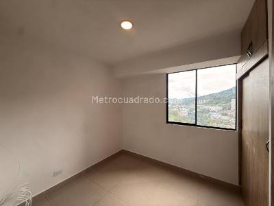 Apartamento de 3 alcobas en venta en Sabaneta, Sabaneta, 55 m² · foto 13 de 13