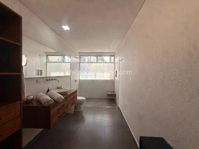 Casa de 5 alcobas en arriendo en Vereda Santa Catalina, Envigado · foto 5 de 20