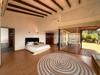 Casa de 5 alcobas en arriendo en Vereda Santa Catalina, Envigado · foto 9 de 20