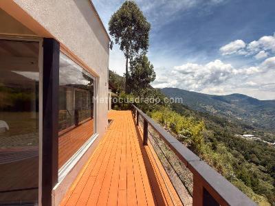 Casa de 5 alcobas en arriendo en Vereda Santa Catalina, Envigado · foto 10 de 20