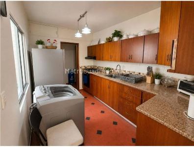 Casa de 5 alcobas en venta en Laureles, Medellín, 331 m² · foto 8 de 20