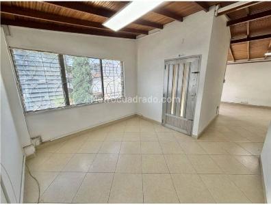 Casa de 5 alcobas en venta en Laureles, Medellín, 331 m² · foto 13 de 20