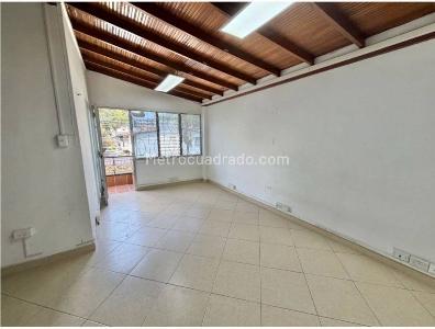 Casa de 5 alcobas en venta en Laureles, Medellín, 331 m² · foto 15 de 20